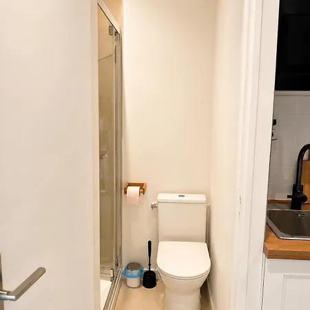 2 Angeles Proche Centre Apartman *